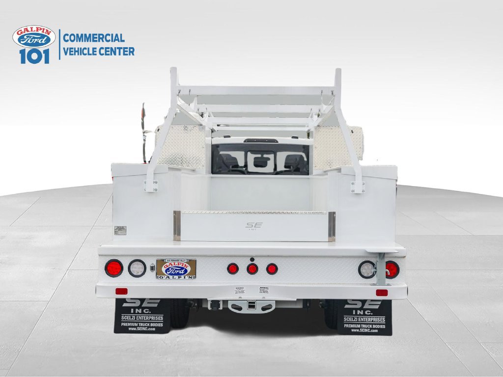 New 2026 Ford F550 2WD SuperCab Super Duty image 5