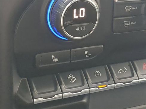 Used 2020 Chevrolet Silverado 1500 LT Trail Boss image 28