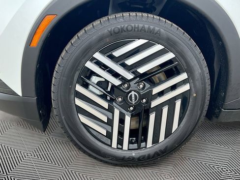 New 2026 Nissan Leaf SV+ image 29