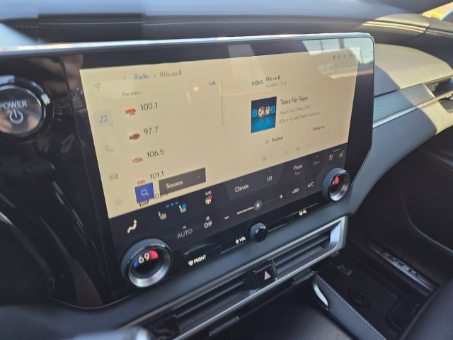 Used 2023 Lexus RX 350 w/ Cold Area Package AWD/4WD image 16