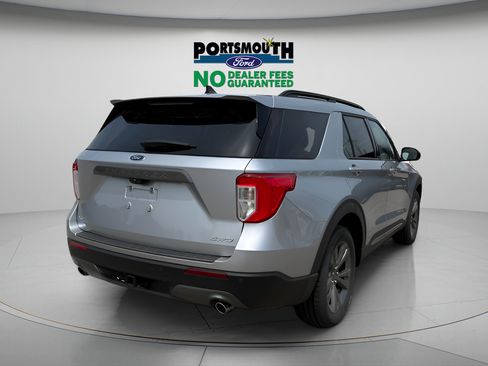 Certified 2023 Ford Explorer XLT w/ Equipment Group 202A AWD/4WD image 30