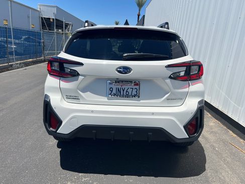 Certified 2024 Subaru Crosstrek 2.5i Limited w/ Crosstrek Mirror Package AWD/4WD image 4