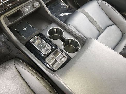 Used 2024 Honda Pilot Touring image 24