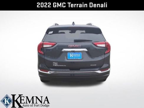 Used 2022 GMC Terrain Denali image 6