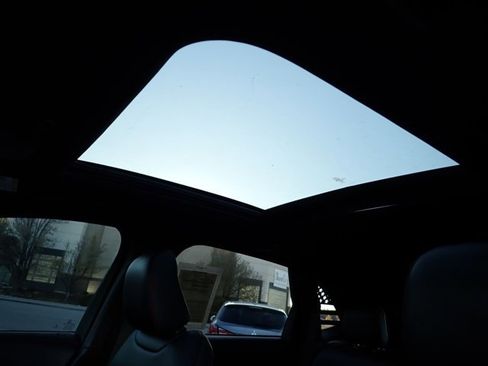 Used 2022 Ford Edge ST-Line image 16