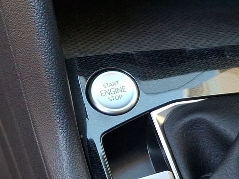 Certified 2025 Volkswagen Taos S image 23