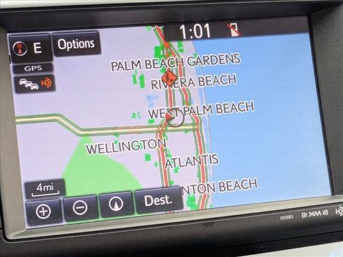 Used 2018 Toyota RAV4 XLE image 10