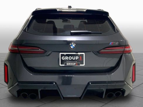 Used 2025 BMW M5 Touring w/ Executive Package AWD/4WD image 4