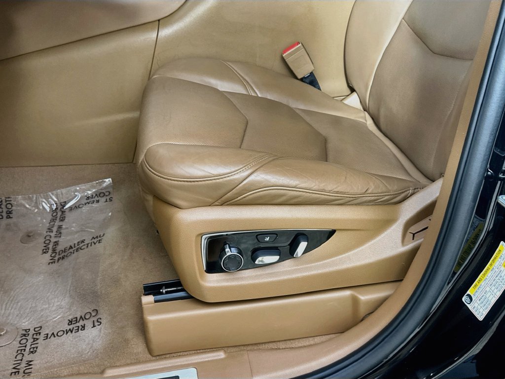 Used 2017 Cadillac Escalade Platinum AWD/4WD image 24