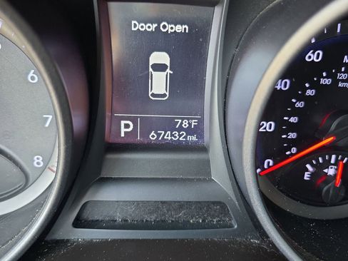Used 2014 Hyundai Santa Fe Sport FWD image 23