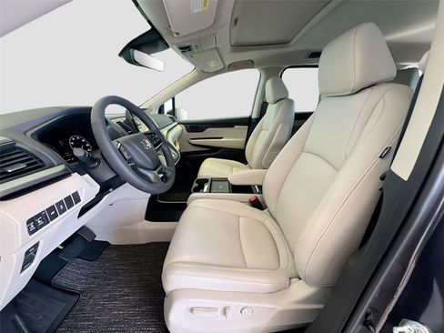 New 2026 Honda Odyssey EX-L image 5