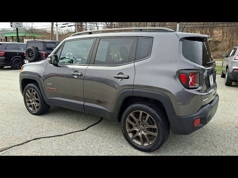 Used 2016 Jeep Renegade 75th Anniversary image 6