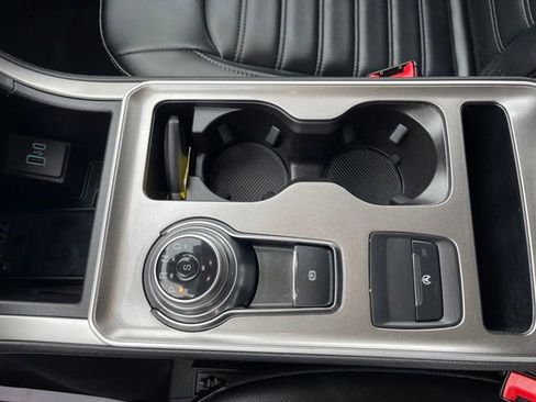 Used 2023 Ford Edge SEL w/ Convenience Package image 23