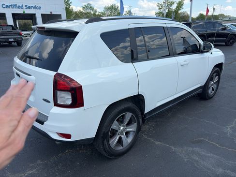 Used 2017 Jeep Compass High Altitude image 5