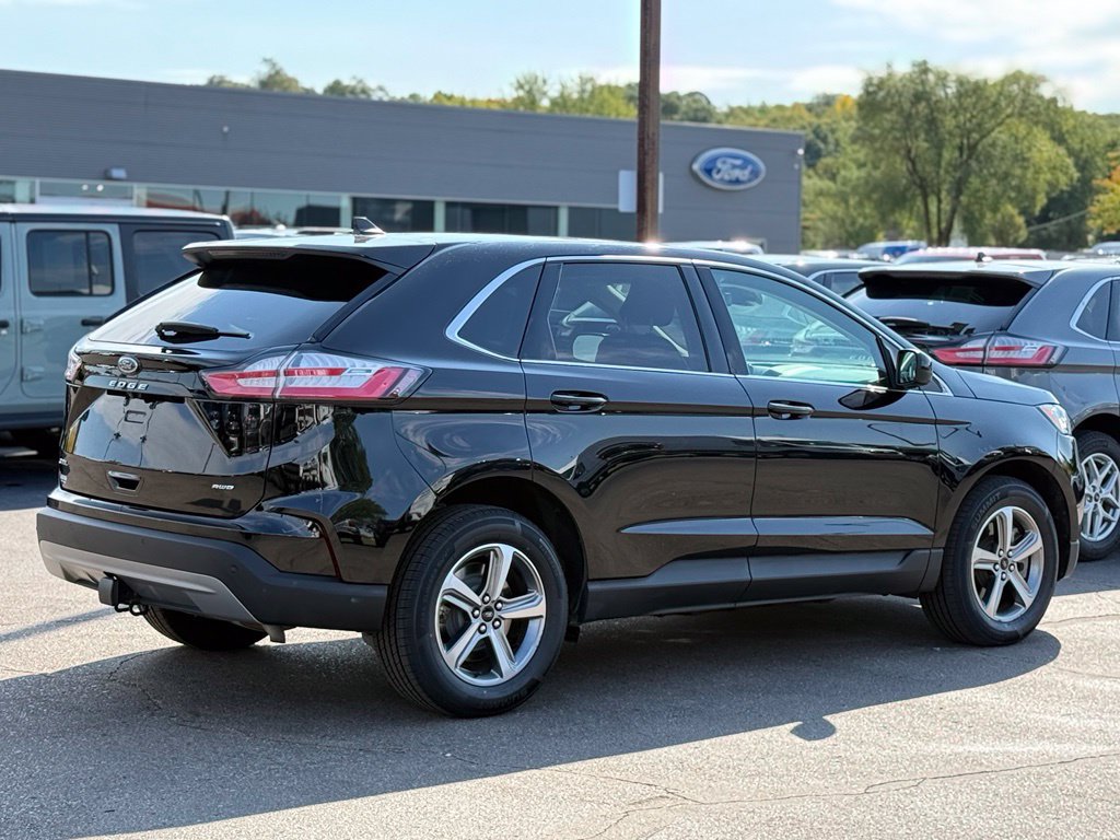 Used 2024 Ford Edge SEL w/ Convenience Package AWD/4WD image 33