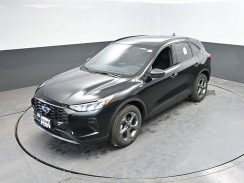 Used 2025 Ford Escape ST-Line AWD/4WD image 34