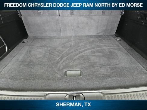 Used 2024 Jeep Wagoneer L Series II w/ Flexible Seating Group AWD/4WD image 23
