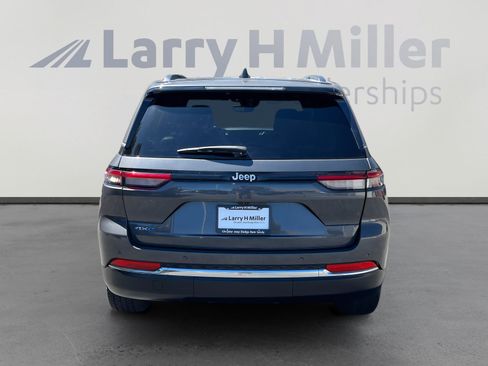 Used 2024 Jeep Grand Cherokee Limited 4xe AWD/4WD image 4
