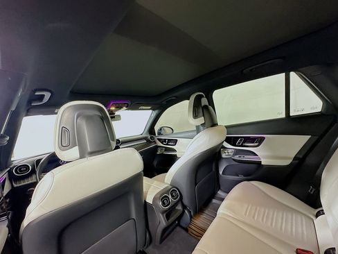 Used 2023 Mercedes-Benz GLC 300 w/ AMG Line image 13