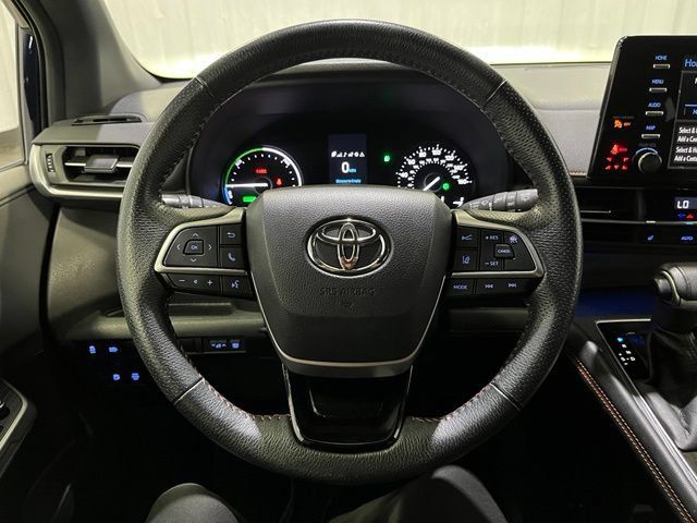Certified 2021 Toyota Sienna XSE AWD/4WD image 20