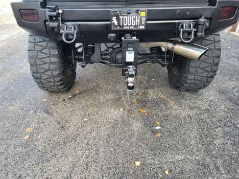 Used 2005 HUMMER H2 SUT w/ Preferred Equipment Group image 21