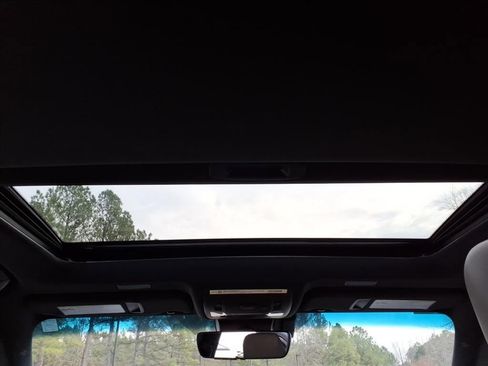 New 2025 Lexus ES 350 w/ Premium Package image 10