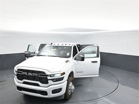 New 2026 RAM 3500 Big Horn image 49
