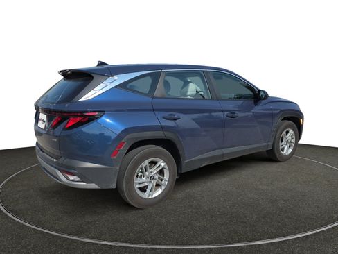 Used 2025 Hyundai Tucson SE AWD/4WD image 6