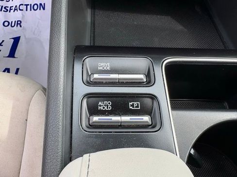 Used 2025 Hyundai Sonata SEL FWD image 25