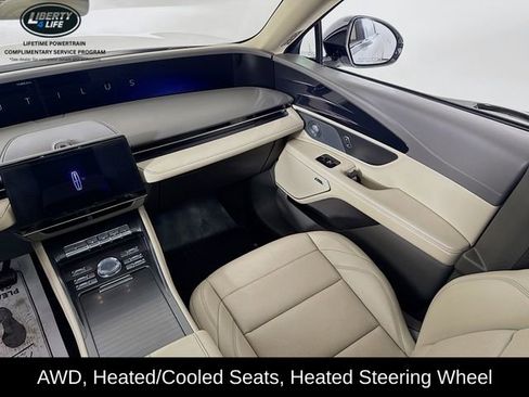 Used 2024 Lincoln Nautilus Premier w/ Equipment Group 102A image 25