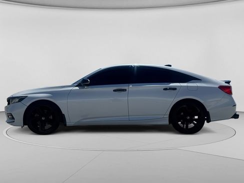 Used 2019 Honda Accord Sport image 7