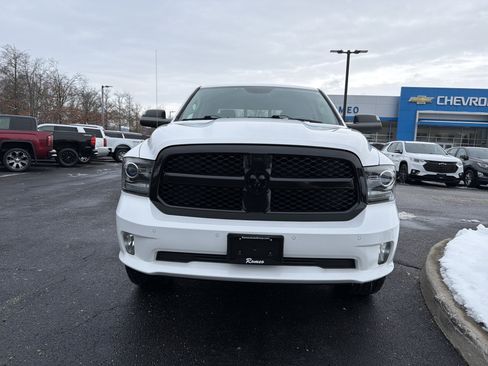 Used 2018 RAM 1500 Sport image 2