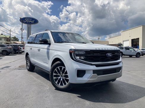 Certified 2025 Ford Expedition Max Platinum AWD/4WD image 1