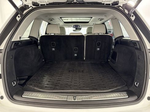 Used 2023 Jeep Grand Cherokee Overland image 26