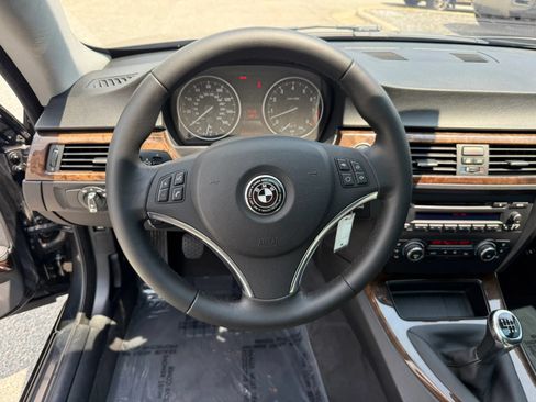 Used 2011 BMW 335i Coupe RWD image 36