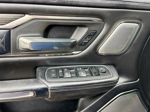 Used 2019 RAM 1500 Limited image 19