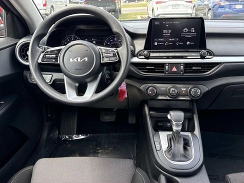 Used 2023 Kia Forte LXS FWD image 8