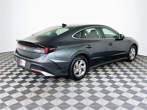 Certified 2025 Hyundai Sonata SE FWD image 10