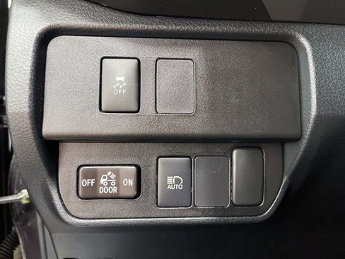 Used 2021 Toyota Tacoma SR5 image 23