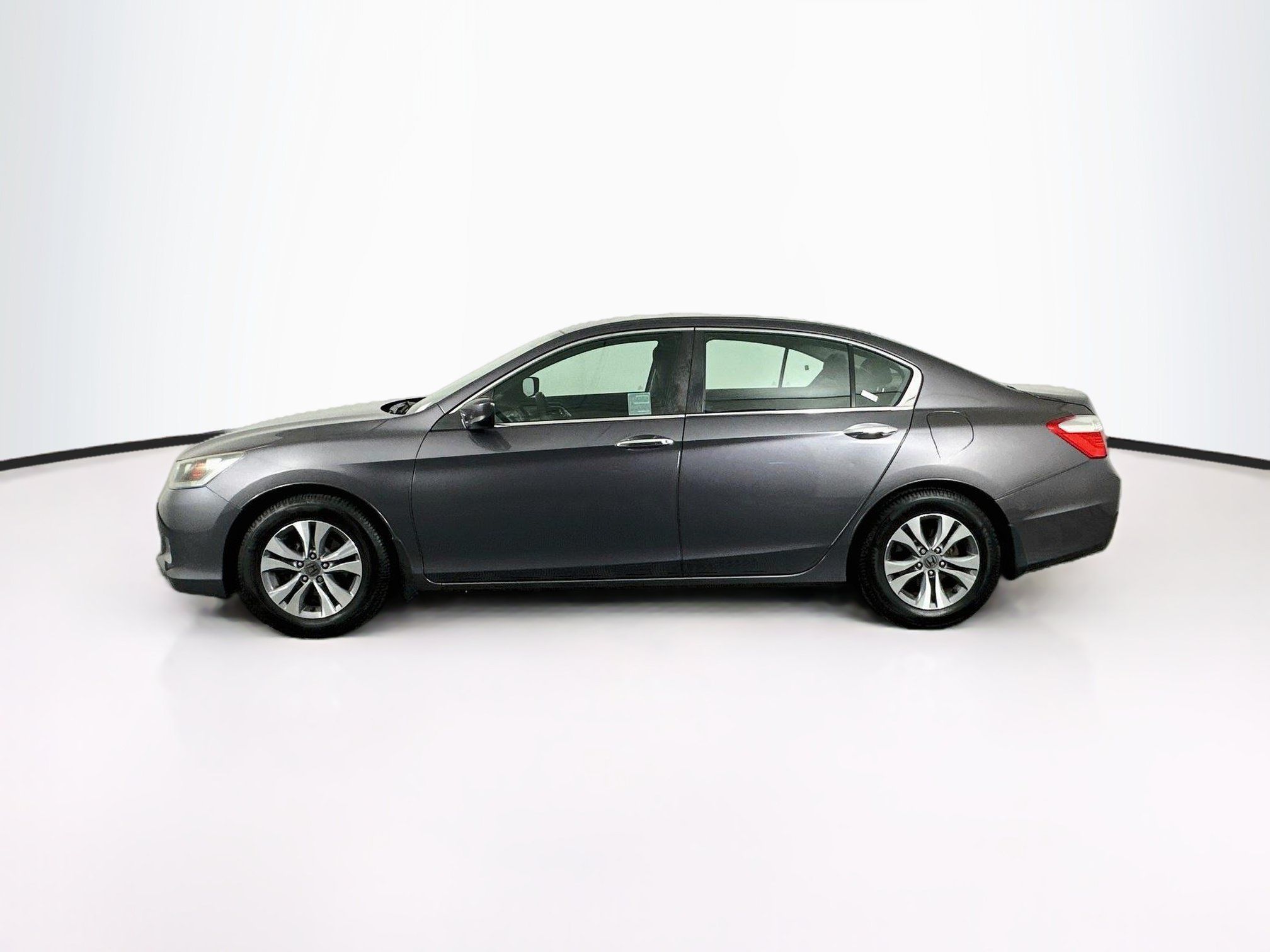 Used 2015 Honda Accord LX image 4