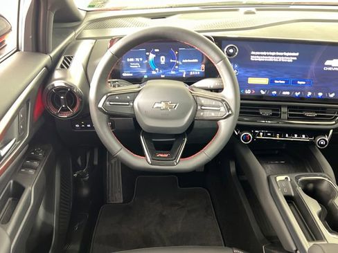 New 2026 Chevrolet Equinox EV RS FWD image 13