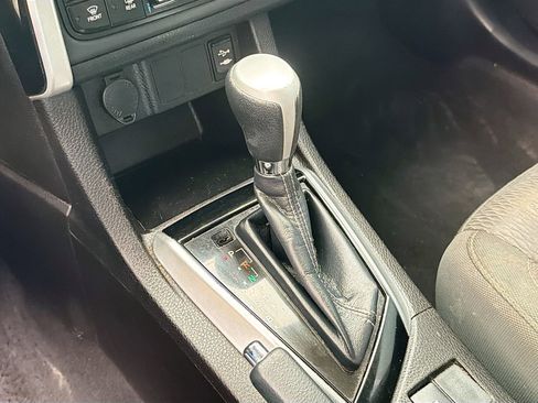 Used 2019 Toyota Corolla LE w/ Carpet Mat Package (TMS) image 18