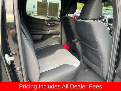 Used 2023 Toyota Tacoma TRD Off-Road w/ Technology Package RWD image 18