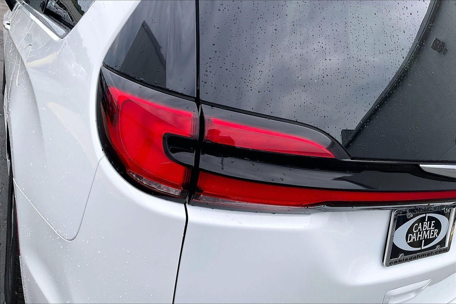 Used 2023 Chrysler Pacifica Pinnacle FWD image 29