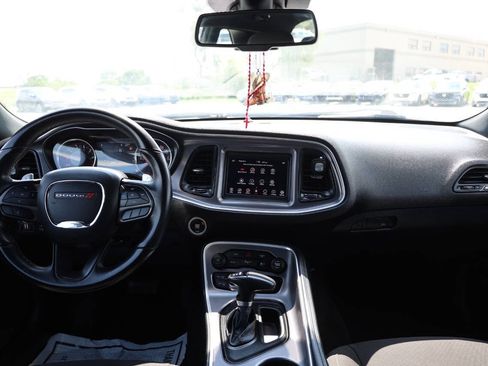 Used 2022 Dodge Challenger GT AWD/4WD image 14