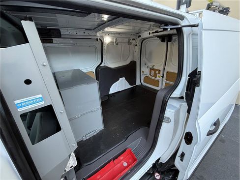 Used 2020 Ford Transit Connect XL image 16