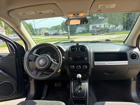 Used 2014 Jeep Compass Sport w/ Power Value Group AWD/4WD image 9