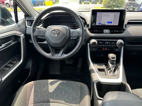 Used 2023 Toyota RAV4 XLE FWD image 12