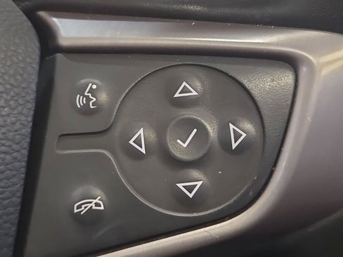 Used 2022 GMC Terrain AT4 w/ Infotainment Package II image 14