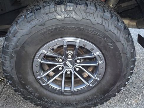 Used 2019 Ford F150 Raptor w/ Equipment Group 802A Luxury image 55